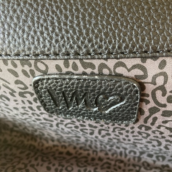 BEADED AND DIAMOND HAND PURSE🖤 - Picture 2 of 6